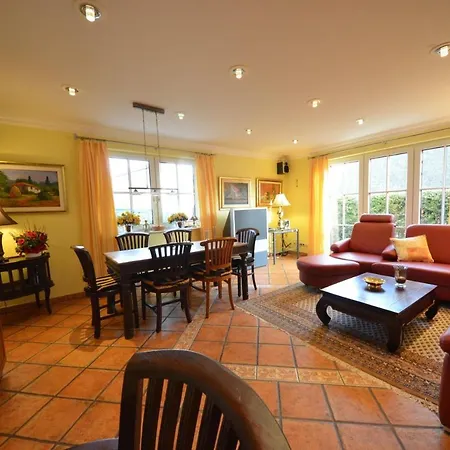 Hébergement de vacances Ferienhaus-kormoran-in-gross-zicker-halbinsel-moenchgut Groß Zicker