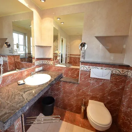 Ferienhaus-kormoran-in-gross-zicker-halbinsel-moenchgut * Groß Zicker